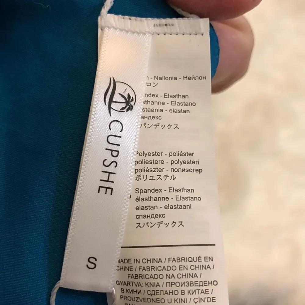 CUPSHE Size Small Halter one piece swimsuit turquoise